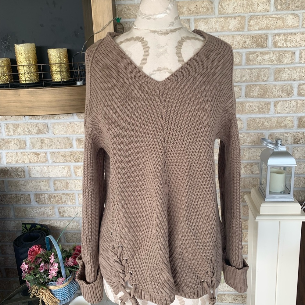 Umgee taupe/tan lace up v-neck sweater size S